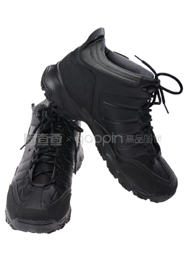 白色運(yùn)動(dòng)鞋配件 男士運(yùn)動(dòng)風(fēng)潮的清新之選